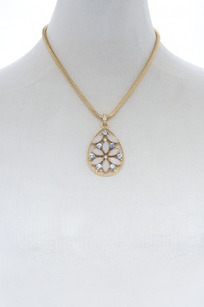 Pendant Necklace