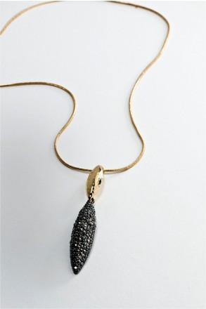 single spear pave necklace