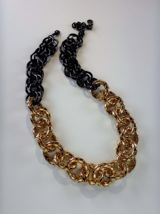mesh circle link necklace